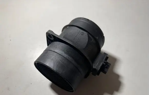 Volkswagen Golf Plus Mass air flow meter 03L906461A