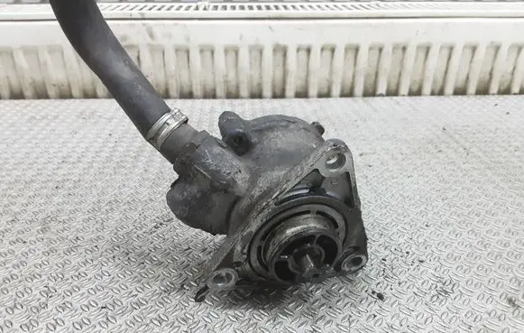 Fiat Stilo Vacuum pump 46771105