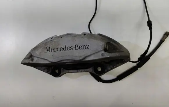 Mercedes-Benz C W205 Front brake caliper B69903006B