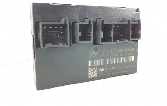 Volkswagen PASSAT B6 Door control unit/module 3C0959433AB S0472H043