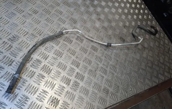 Mercedes-Benz E W212 Engine coolant pipe/hose A2128301096