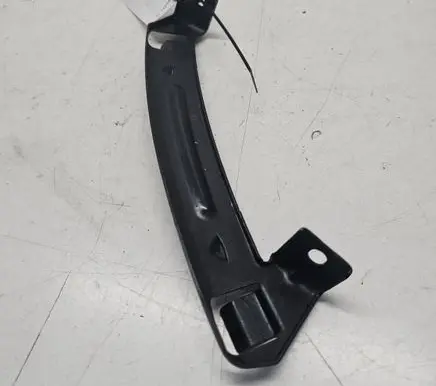 Hyundai Santa Fe Headlight/headlamp mounting bracket