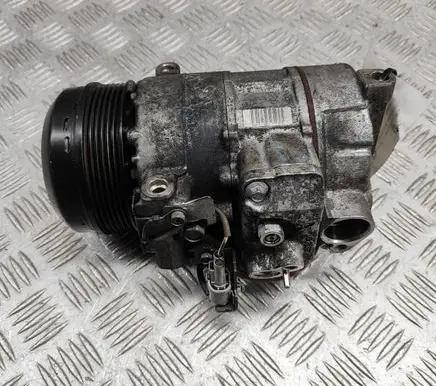 Mercedes-Benz C W205 Air conditioning (A/C) compressor (pump) A0008303902
