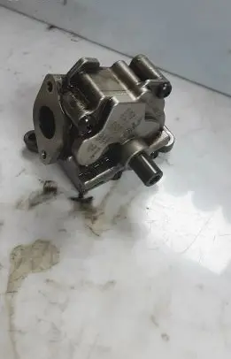 Audi A6 S6 C6 4F Oil pump 0591151058D 0591151058E 0591151058F