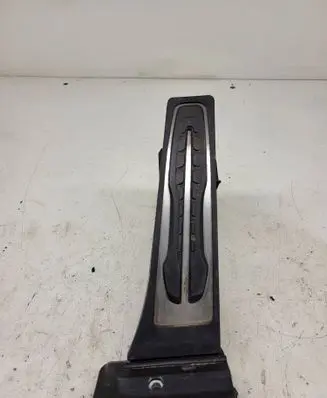 BMW X3 G01 Accelerator throttle pedal 6889820 6PV01435013 12037313DE