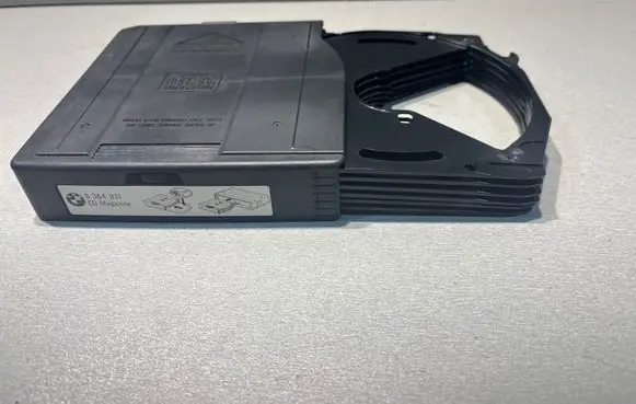 CD/DVD changer