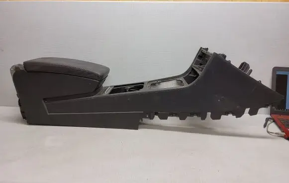 Volkswagen PASSAT B6 Center console 3C0864207TSU