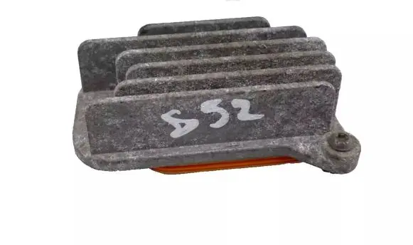 BMW i3 LED ballast control module 90035101