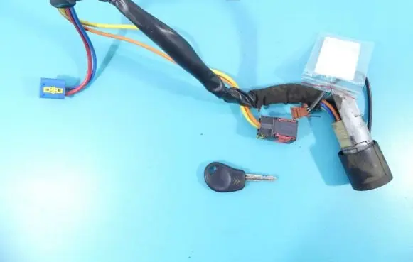 Citroen Xsara Ignition lock 9641551180 IMPRK1334099