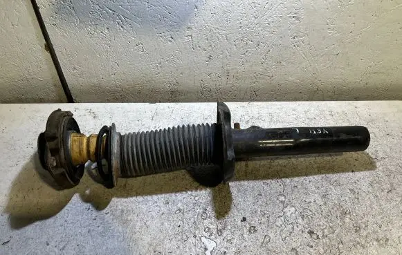 Skoda Yeti (5L) Front shock absorber/damper