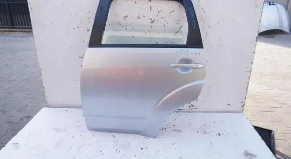Peugeot 4007 Rear door