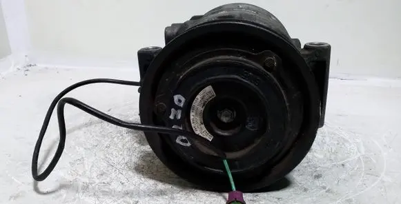 Volkswagen PASSAT B5.5 Air conditioning (A/C) compressor (pump) 8D0260805J 7SBU16C 4471706350
