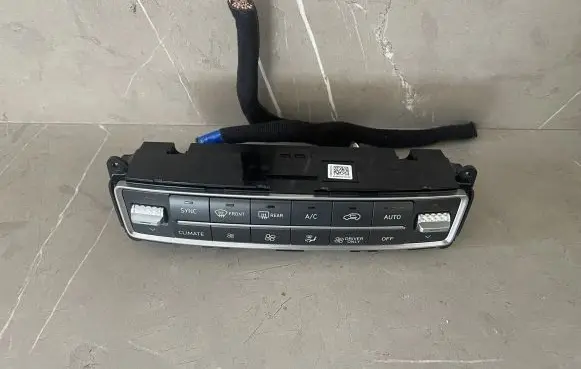 Hyundai Santa Fe Interior fan control switch 97250CL800 97250S1XXX