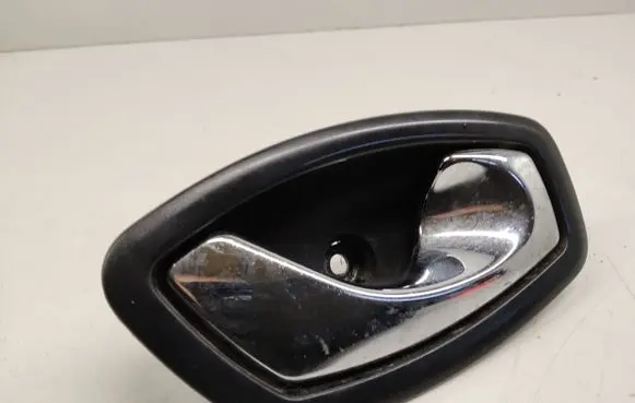 Opel Vivaro Front door interior handle 806700005R 8473