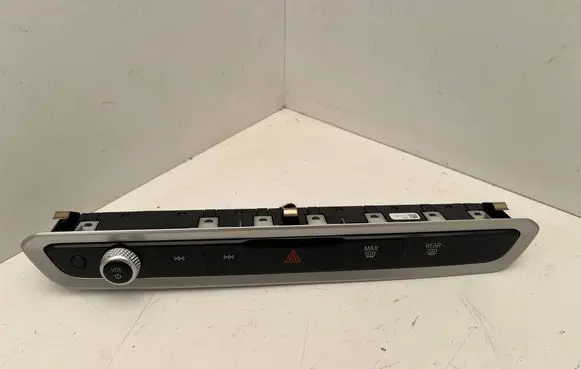 BMW X5 G05 Head unit multimedia control 5A64198