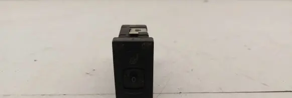 Volkswagen PASSAT B5 Seat heating switch 3B0963563C