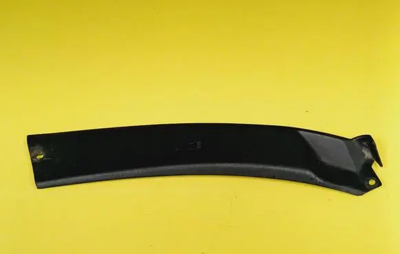 Renault Espace III Under headlight/headlamp trim 6025303192