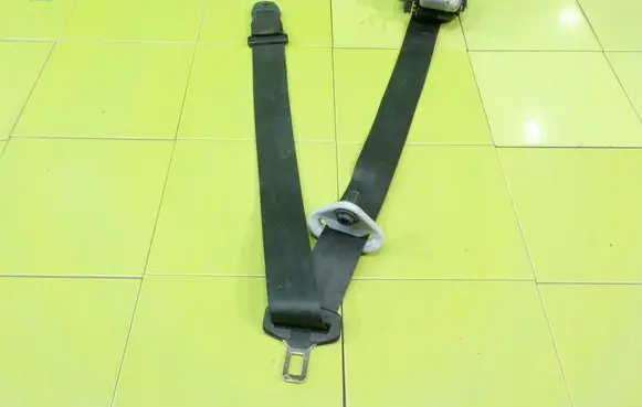 Peugeot 208 I Front seatbelt PRZOD BEZPIECZENSTWA
