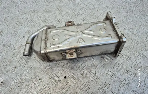 Skoda Octavia Mk2 (1Z) EGR valve cooler 03L131512AT