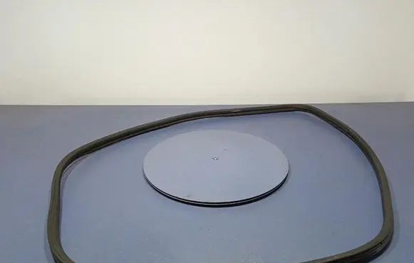 Citroen DS5 Front door rubber seal 
