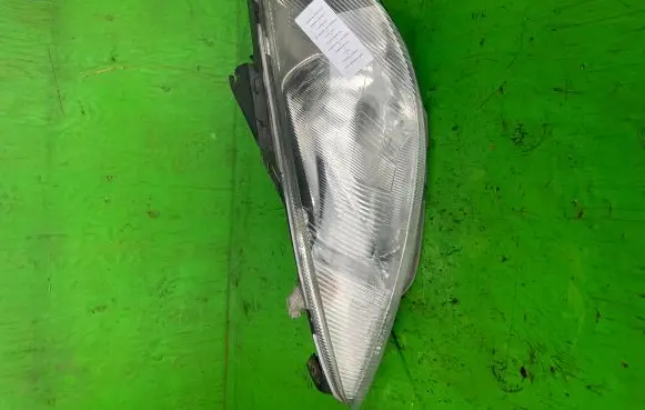 Peugeot 206 Headlight/headlamp