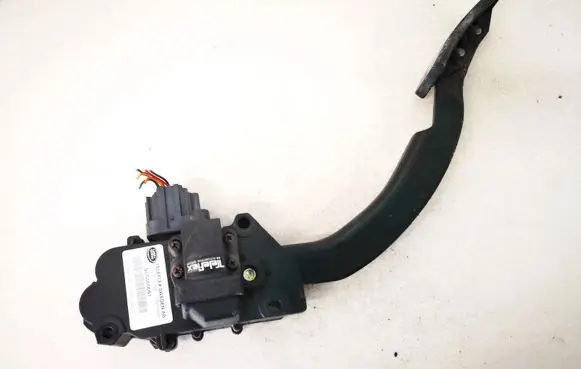 Land Rover Discovery 3 - LR3 Accelerator throttle pedal slc000061 tfx10050