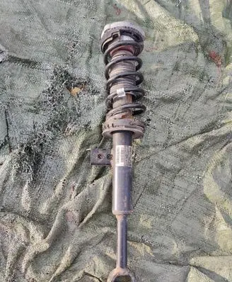 BMW 5 F10 F11 Front shock absorber with coil spring E11V706S 814904006458 6789404