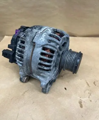 Audi A4 S4 B7 8E 8H Generator/alternator 06F903023J 0124525092