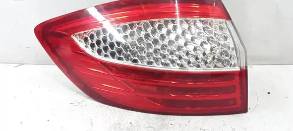 Ford Mondeo MK IV Rear/tail lights 7S7113405B