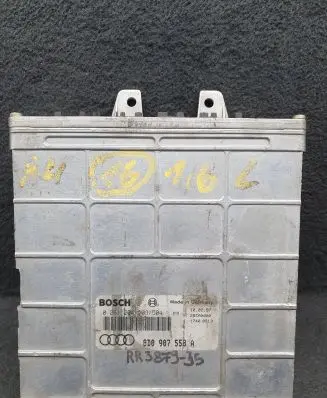 Audi A4 S4 B5 8D Engine control unit/module 8D0907558A 0261204503