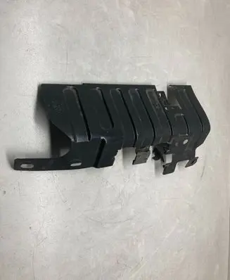 Volvo S60 Fender mounting bracket 31218884 2469 C9HZA