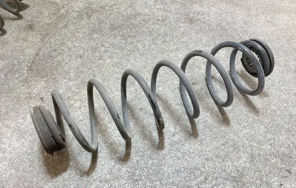 Citroen C4 III e-C4 Rear coil spring 