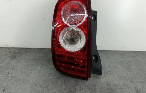 Rear/tail lights