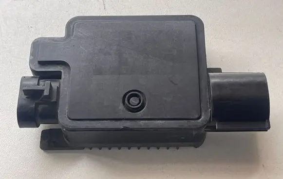 Jaguar XE Coolant fan relay 940013004 990012221316