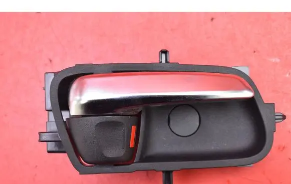 Toyota Yaris Front door interior handle 