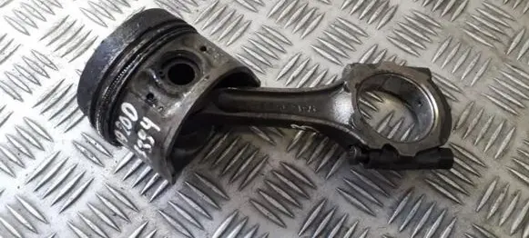 Nissan Almera Piston with connecting rod 57J2 57J-2