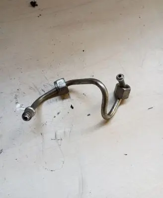 Jeep Grand Cherokee Fuel line pipe 060614