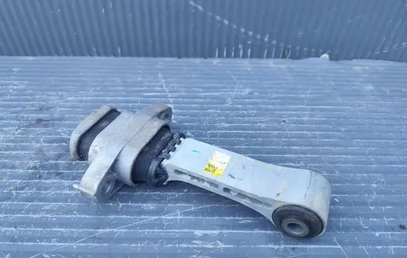 KIA Sportage Engine mount bracket 21950R5200
