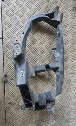 Mitsubishi Colt Headlight/headlamp mounting bracket MN105060