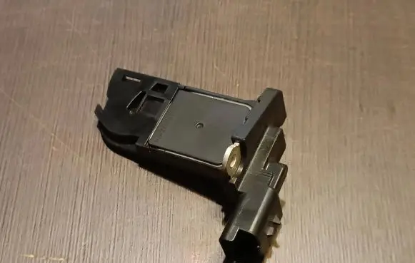 Peugeot 308 Mass air flow meter 9677093080 AFH50M27 967709308001