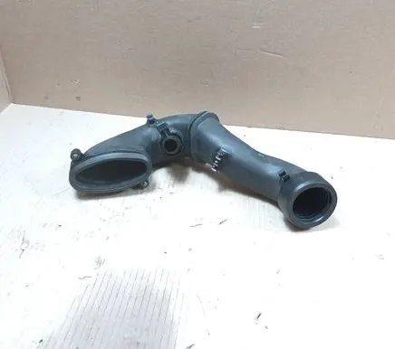 BMW 5 E60 E61 Turbo air intake inlet pipe/hose 7794173 58300015