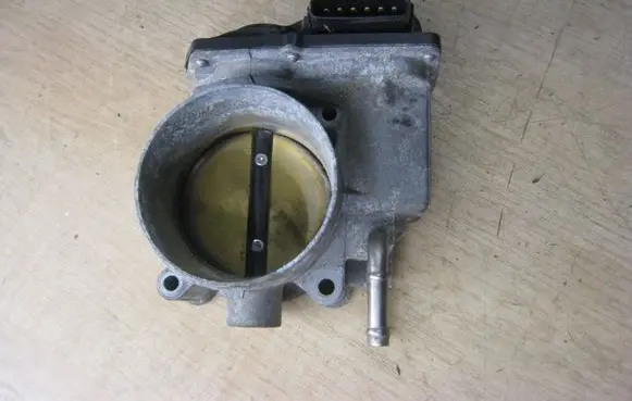 Lexus RX 450H Throttle valve 2203031030