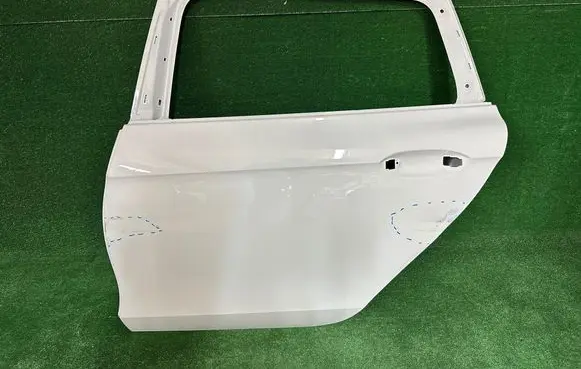 Volkswagen PASSAT B9 Rear door 3J0833311A