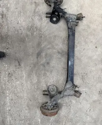 Volkswagen Polo IV 9N3 Rear axle beam 