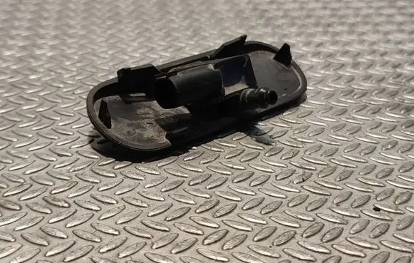 Volkswagen Caddy Windshield washer spray nozzle 2K5955987A