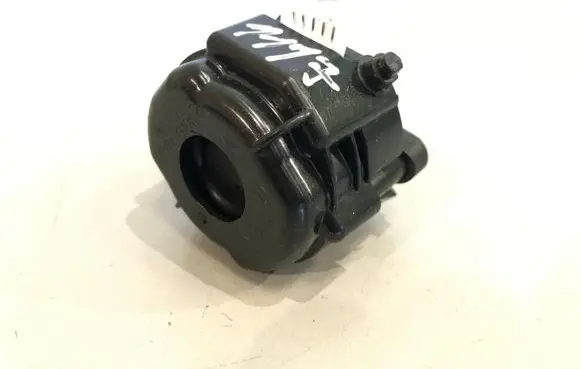Headlight level adjustment motor