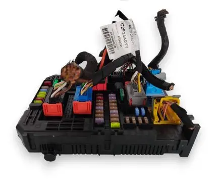 Citroen Berlingo Fuse module 9845141280