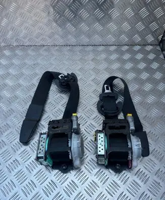 Audi A6 S6 C7 4G Front seatbelt 4G8857706D 4G8857705D T94367270X