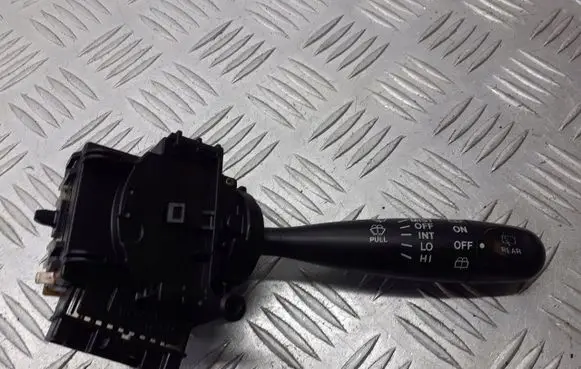 Toyota Yaris Window wiper relay 173647