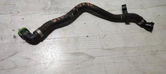 Volvo V40 Engine coolant pipe/hose 31686816